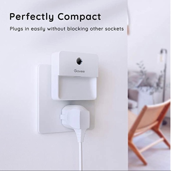 Govee Dusk to Dawn Night Light, Plug in, Soft Warm White LED Night Light - Picture 6 of 7